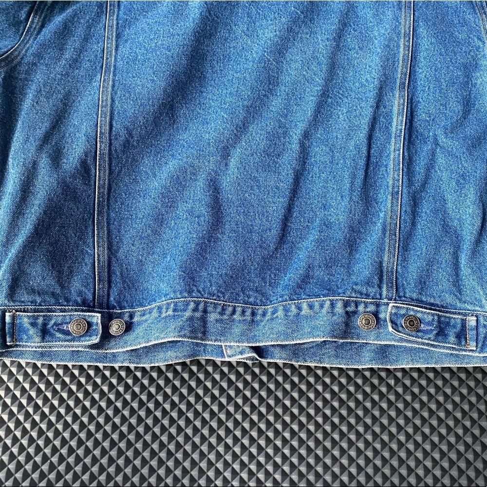 ❗️SOLD❗️GAP Denim Jacket - Picture 9 of 10